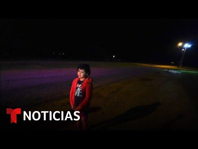 Una niña de ocho años cruza sola la frontera y se entrega a las autoridades | Noticias Telemundo