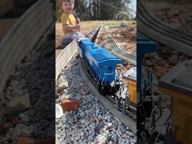 #lionel  #lioneltrains  #unionpacific  #train  #norfolksouthern  #heavyequipment