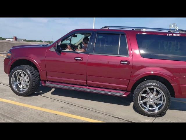 FORD EXPEDITION on 22x12 TRUXX & 33 inch AMP Tires