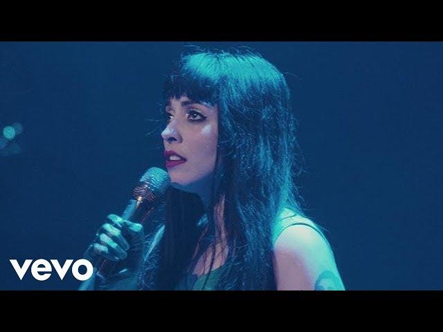 Mon Laferte - Mi Buen Amor (En Vivo)