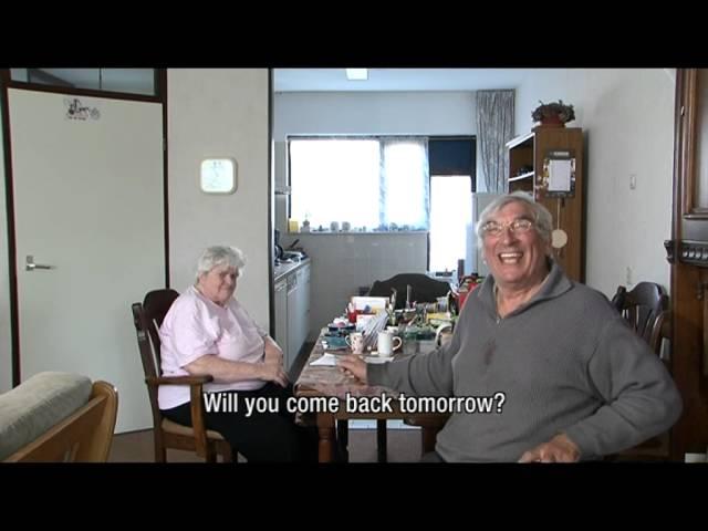 Part 2 of Man can't stop laughing after hip surgery (subtitled)