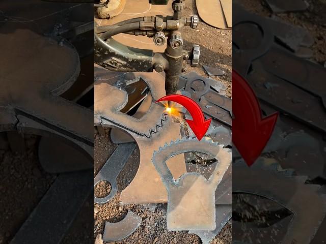 Profile/ Plasma Automatic Iron Cutting Machine #Cutting Agriculture Spray Machine Parts #shortsfeed