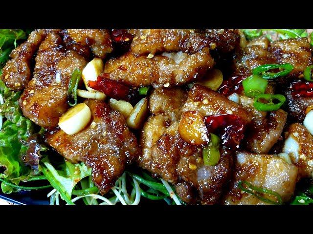 Once you taste this, you're asking to make it again! Stir-fried pork belly soy sauce is so delicious