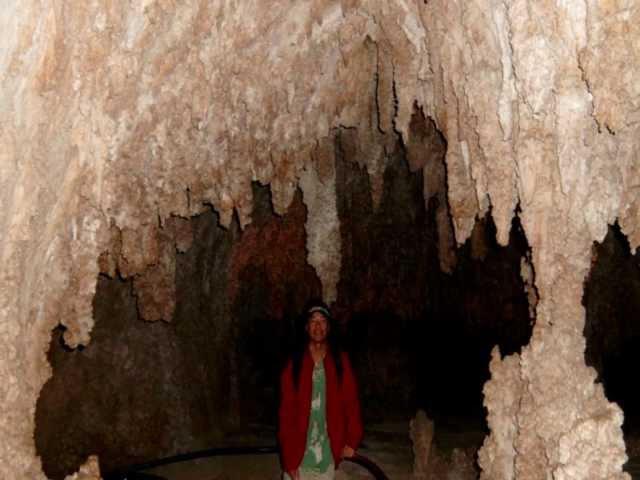 Carlsbad Caverns National Park (HD)