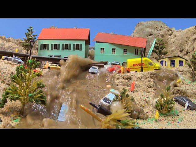 Dam Failures Cause Flooding And Destruction Of Towns - Dam Breach Simulations VS Mini Models