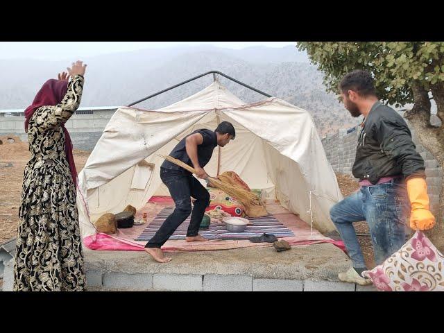 Nomadic Life: Mehdi and Razieh’s Relaxing Life in the Mountains