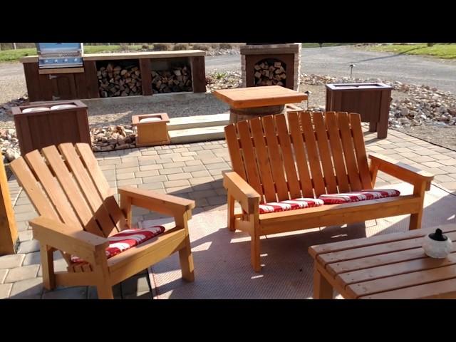 An Entire DIY Patio Furniture Set - All From 2X4's!