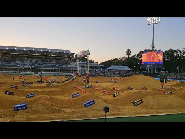 @FIMWSX WSX SUPERCROSS PERTH WA  ELI TOMAC & KEN ROCZEN BATTLE THE FIELD 