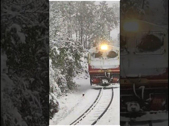 Kalka Shimla Toy Train in snowfall #shorts #youtubeshorts