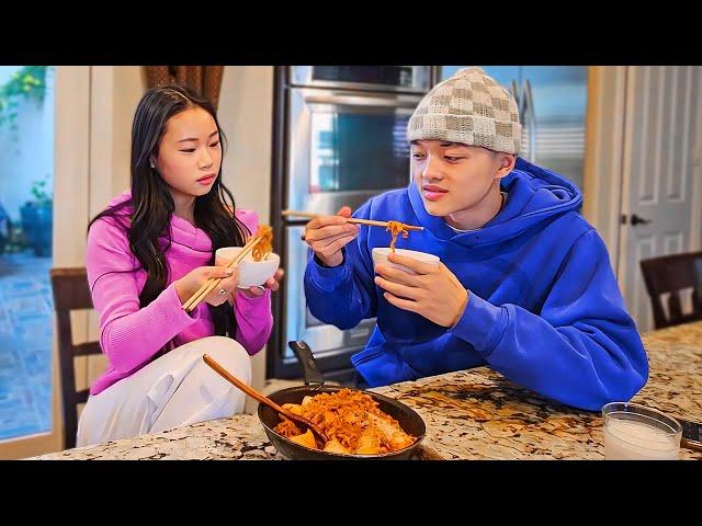 JasonTheWeen & Sa Nguyen's MUKBANG Date..