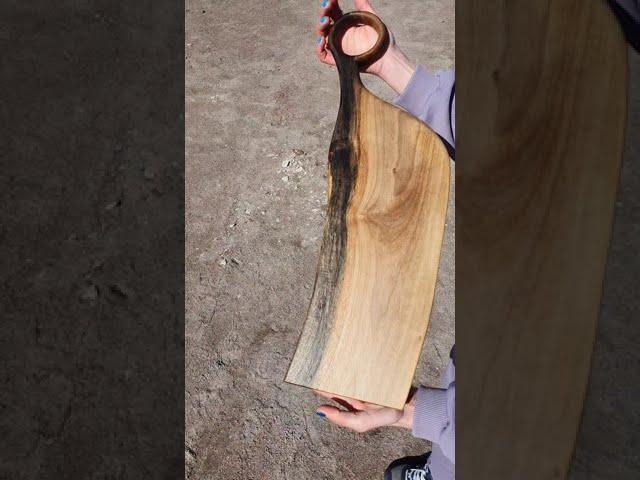 Орех грецкий, доска для подачи из массива.