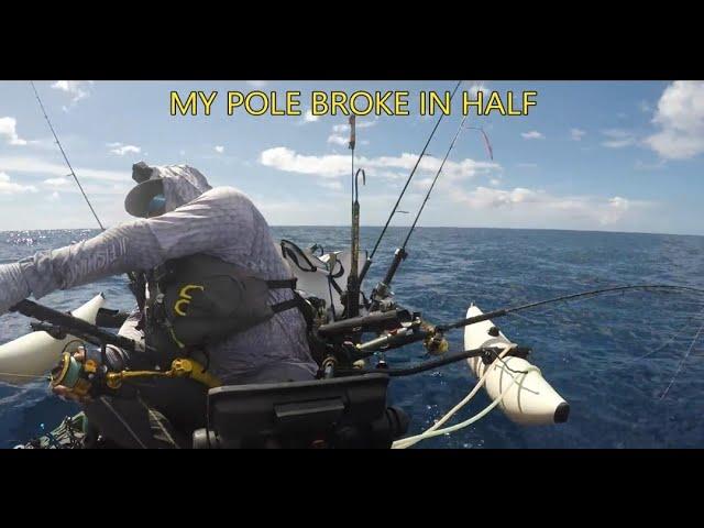 Double Hook Up turns into a Disaster | Kayak Fishing Hawaii