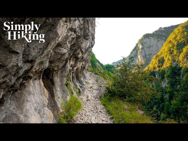 Hiking In The French Pyrenees Mountains | Chemin de la Mâture | The Mast Road