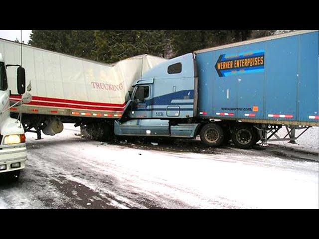 22 Dangerous TRUCK & CAR Driving Fails | Heavy Truck VS Glaciers, Idiots Truck Crossing Fails