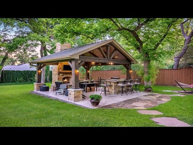 Covered Outdoor Kitchen