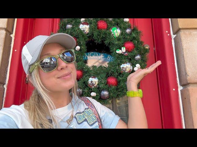 The Universal Studios Christmas Tree is UP! New Holiday Decorations & Hidden Details in Ornaments