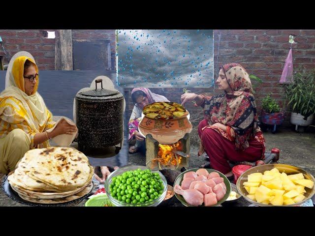 Village Life || Sham Ka Khana  Aloo Chicken Matar Recipe Tandoori Roti Ke Sath || irmas family vlog