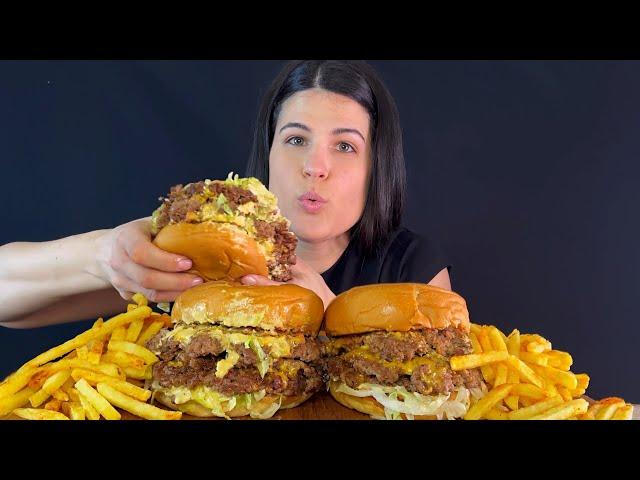 SMASHING HUGE JUICY BURGERS | MUKBANG | ASMR | EATING SOUNDS