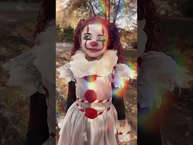 Can’t we be friends Georgie? #PennyWise #Roycewise #Halloween #It #ItTheClown #ItMovie