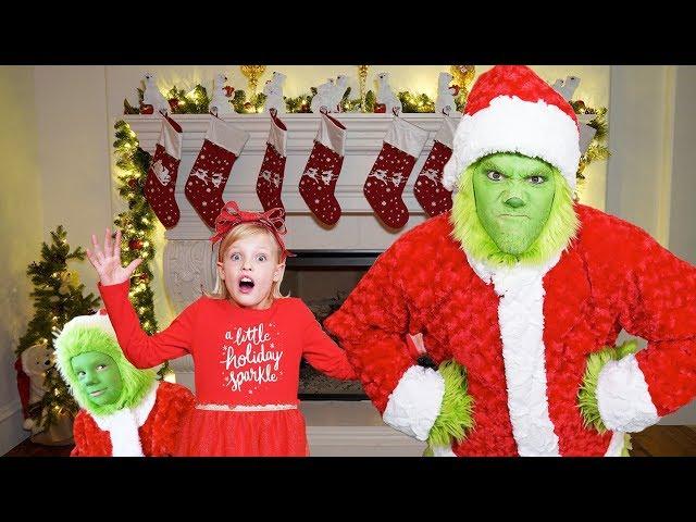 THE GRINCH Christmas Challenge to catch Santa Clause