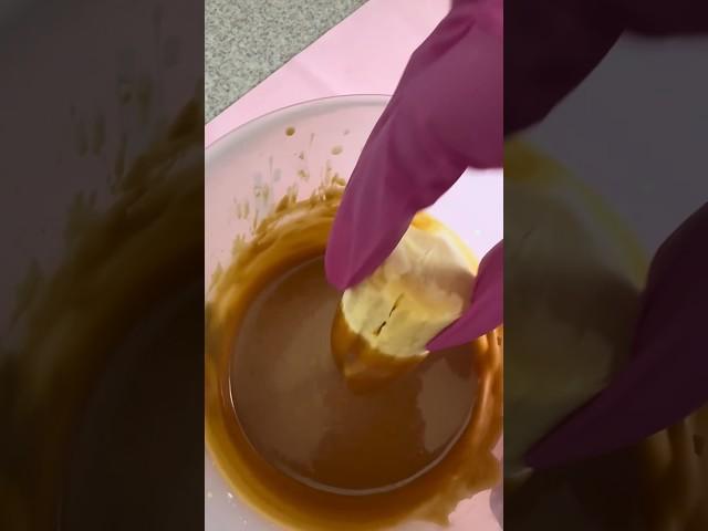 BANANAS DIPPED IN CARAMEL WAX MELTS