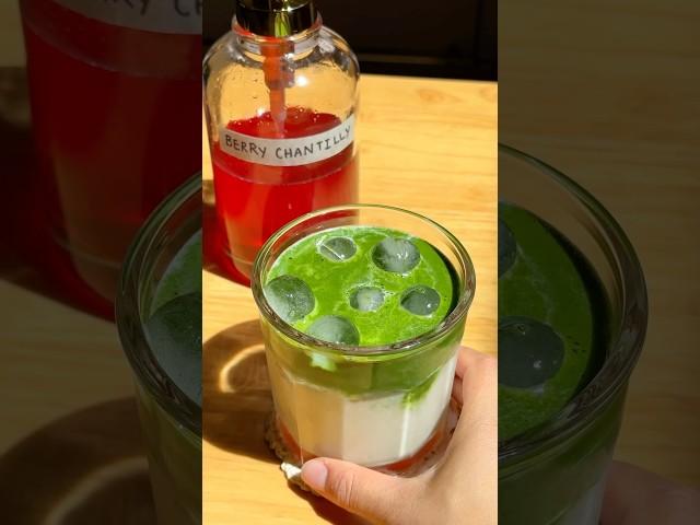 Making a Copycat Berry Chantilly Syrup from Whole Foods #matcha #wholefoods #latte