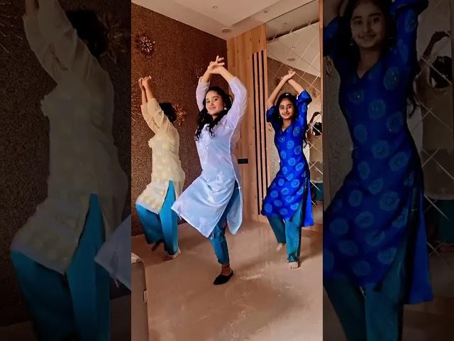 chahat tewani reels dance video with familly #chahattewani #chahatianslovers