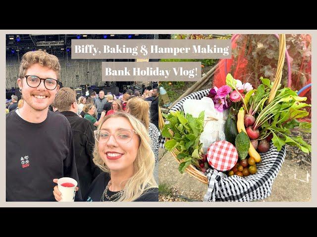 Biffy, Baking & Hamper Making  | A Bank Holiday Special Vlog! | Weekly Weekend Vlog #74