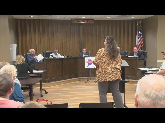 Dale Co. Comm'r surprises with big budget increase for local library