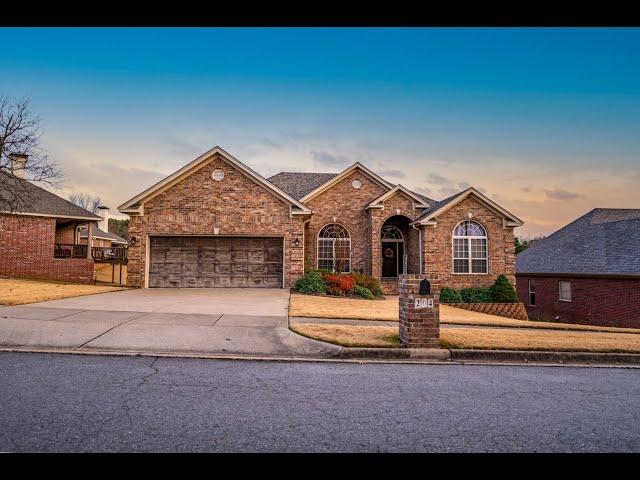 204 Summit Valley Circle Maumelle, AR 72113