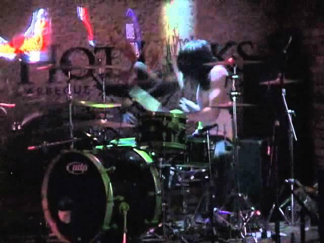 Kary Maks Patoni Drum Solo