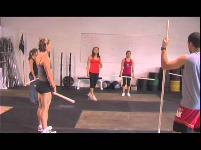 CrossFit - Push Press Basics in Spanish with Maggie Dabe