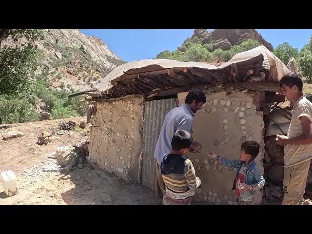 Decorating the hut by nomadic artists and building a beautiful hut