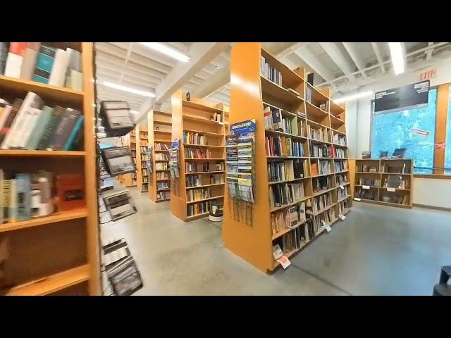 Powells book store tour, the largest independent bookstore.