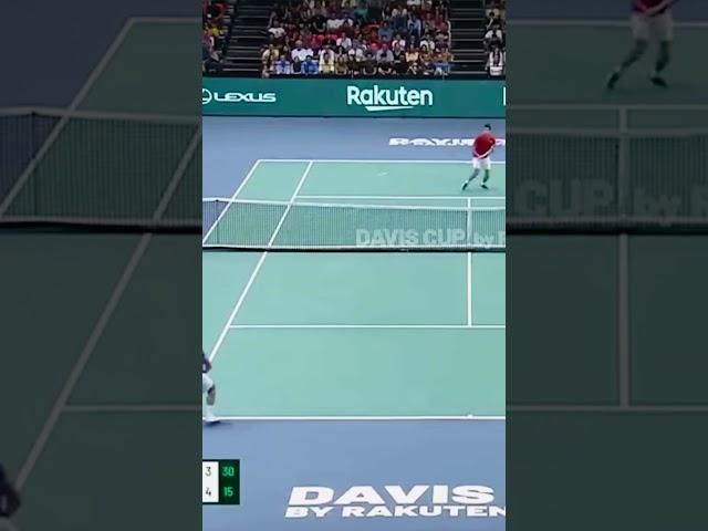 Alcaraz Magic #tennis #tennisshorts #alcaraz #magictennis #whatashot