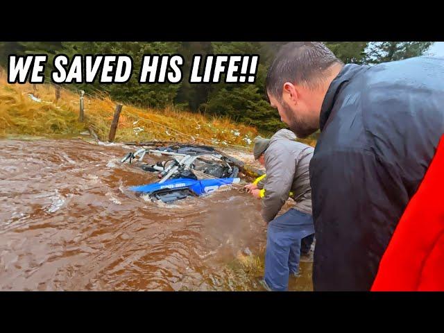 Off-road Buggies Get Washed Away! Floods