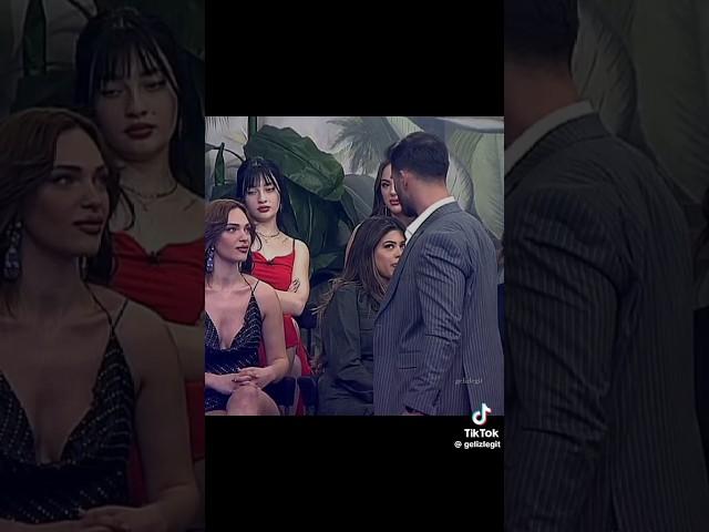 O sevgi en başta, benim hakkımdı #kısmetseolur #dilhan #dilara #oğuzhan #rümeysa #shorts #keşfet