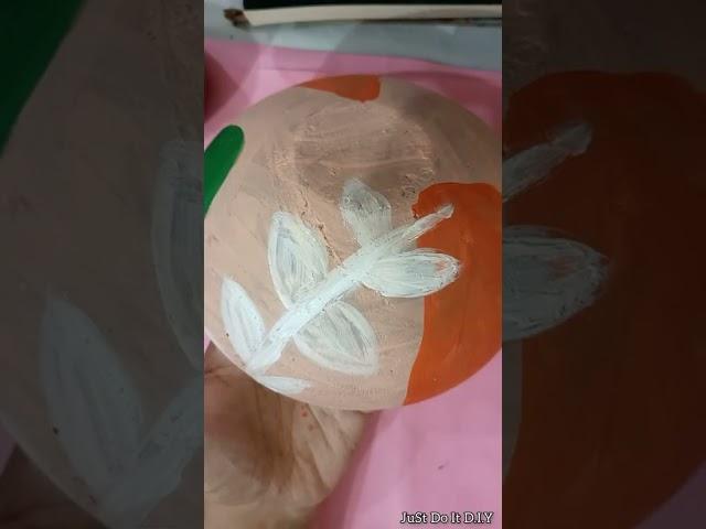 Painting on Pot #shorts #youtubeshorts #art #diy #painting #viralshorts #viral #acrylicpainting