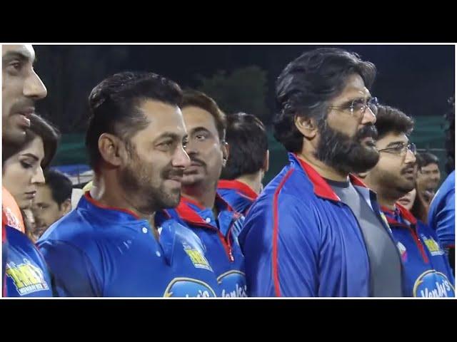 Salman Khan & Suniel Shetty Enjoying Mumbai Heroes Dominating Batting Against Telugu Warriors