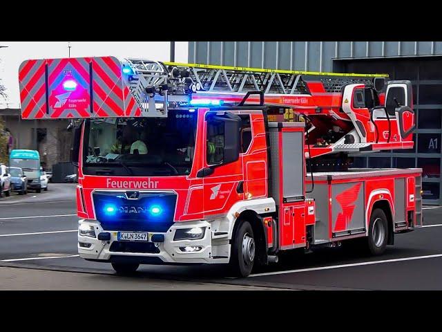 [NEUE DREHLEITER GENERATION] - Feuerwehr KÖLN | Einsatzfahrten an der FEUERWACHE 10!