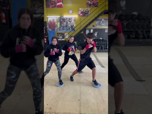  #entrenamiento #training #boxeo #footwork #parati #boxingtraing #fyp #viral