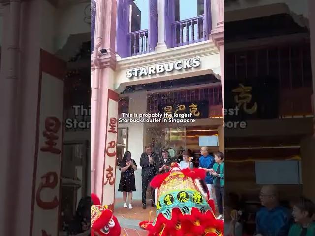 STARBUCKS in a heritage shophouse in Chinatown, Singapore?!?