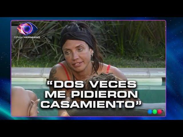 Andrea cuenta sobre sus exparejas y sus casi matrimonios - Gran Hermano