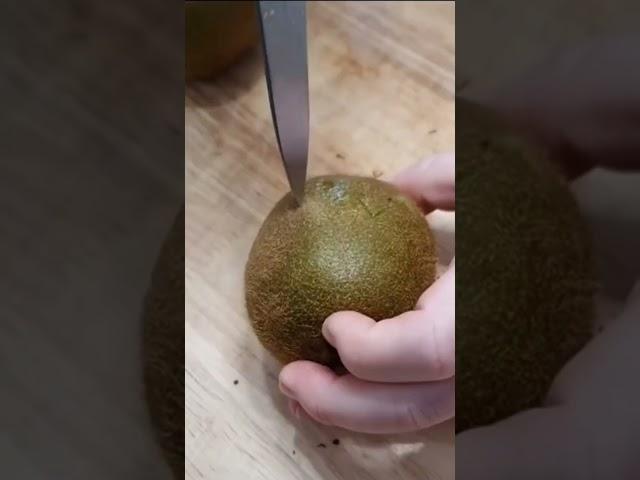 Kiwi Fruit #amazing #satisfying #fruitcutting #kiwi #fruit #yummy #shorts #fyp #viralvideo #nice