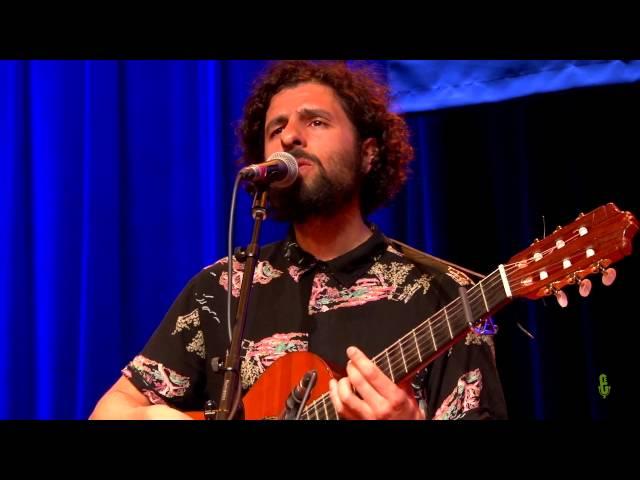 José González - Leaf Off / The Cave (eTown webisode #811)