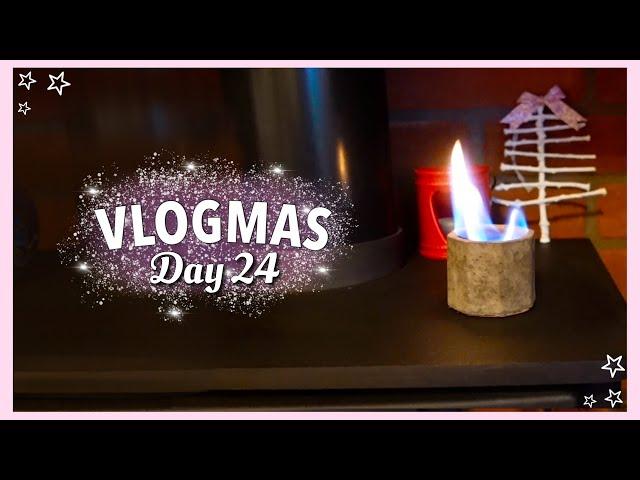  Cosy Christmas Eve, miniature bonfire, petrified wood & a broken tooth | Vlogmas Day 24