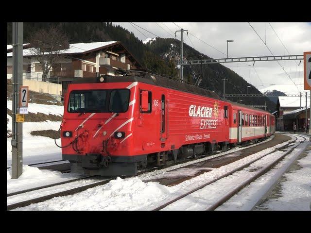 MGB - Matterhorn Gotthard Bahn am Oberalp Pass zwischen Andermatt, Sedrun und Disentis