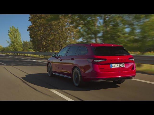 The new Škoda Superb Sportline Combi Driving Video