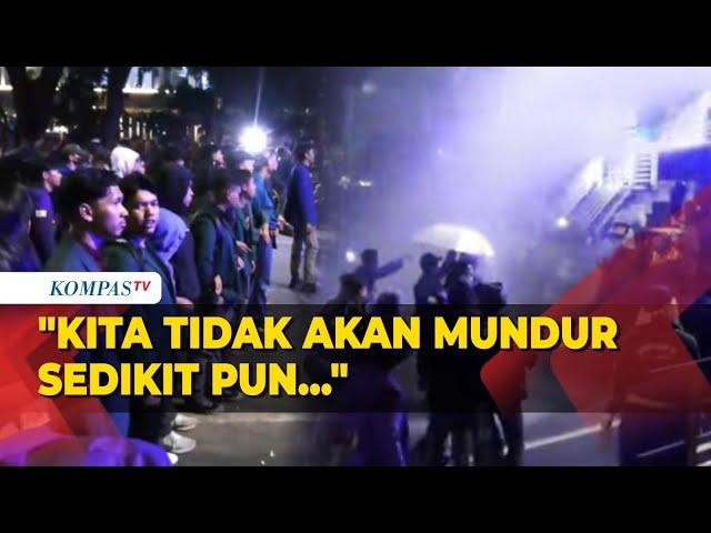 [FULL] Demo Mahasiswa Tolak PPN 12 Persen Dipukul Mundur Polisi, Tembakan Water Canon Warnai Aksi