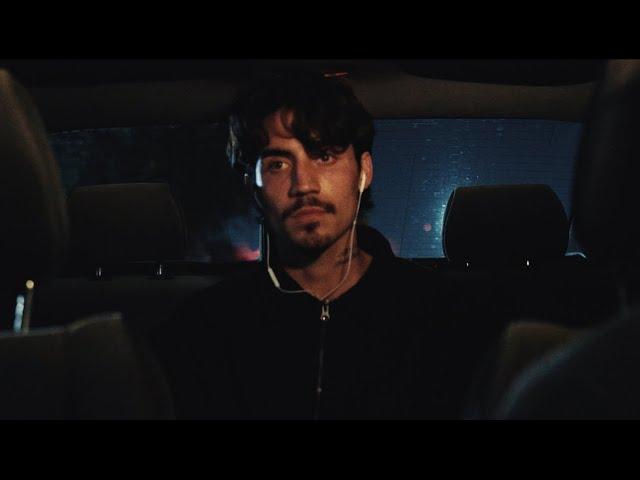 "Clinging onto something" - Behind The Scenes